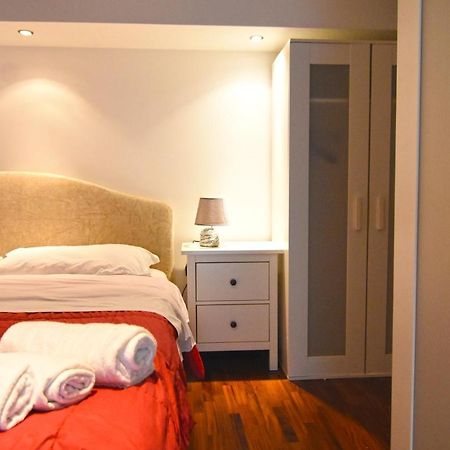 Appartamento Casa Mya Napoli Esterno foto